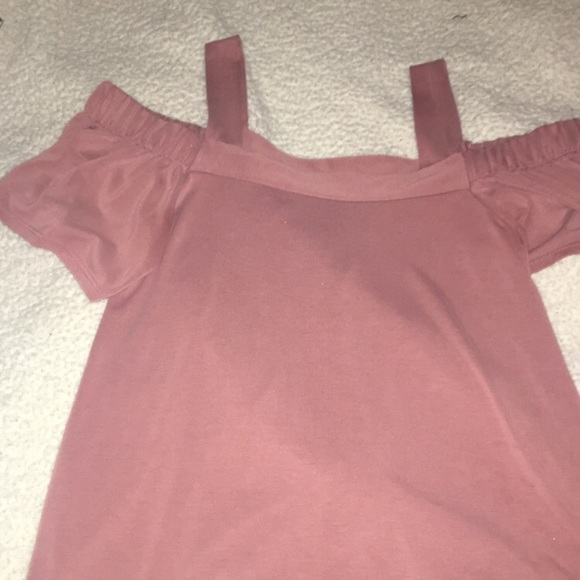 Pink over the shoulder tank - Picture 1 of 1